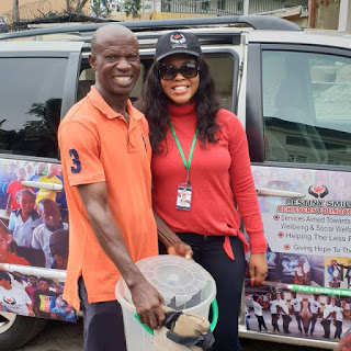 Nigerian philanthropist Destiny Ifunanya and team feed and empower women in Abuja.